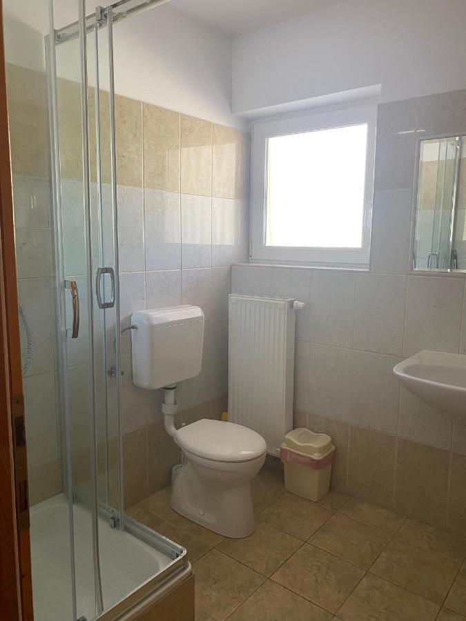 Abigel Apartmanhaz บาลาตอนฟือเรด ภายนอก รูปภาพ