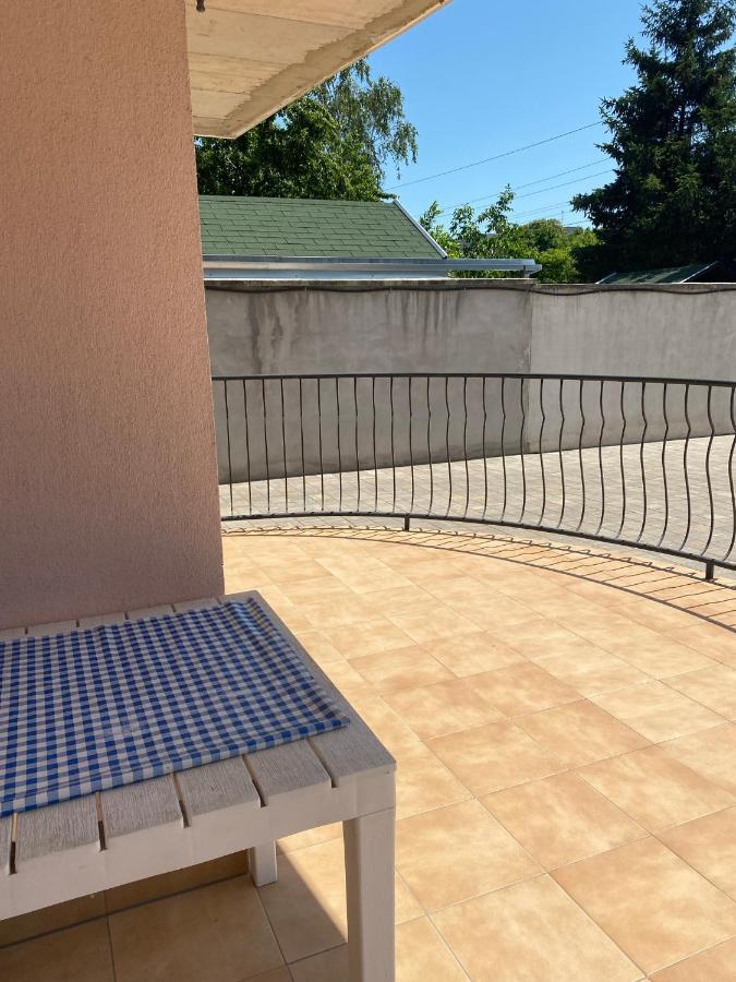 Abigel Apartmanhaz บาลาตอนฟือเรด ภายนอก รูปภาพ